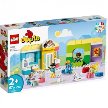 Конструктор LEGO DUPLO Будні в дитячому садку 10992